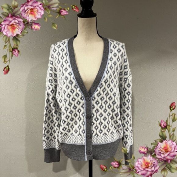 Cupcakes and cashmere button down geometric print cardigan - Picture 1 of 13